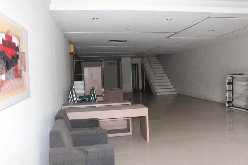 disewakan ruko gudang kantor kel pakis kec banyuwangi