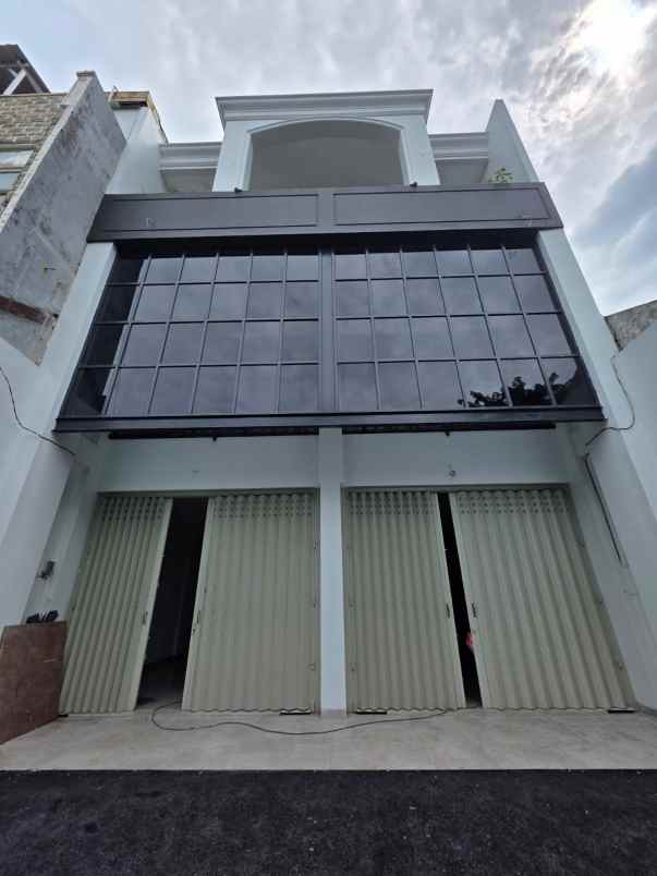 disewakan ruko gudang kantor raya darmo baru barat