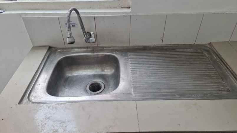 disewakan ruko gudang kantor taman beverly