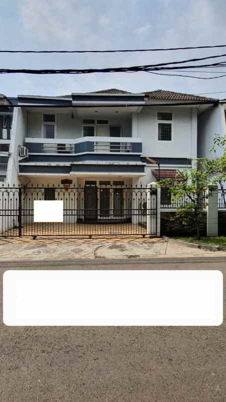 disewakan rumah bagus 2 lantai janur elok