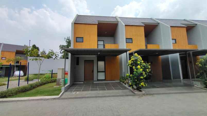 disewakan rumah cluster o8 grand wisata