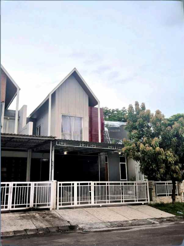 disewakan rumah jalan royal residence