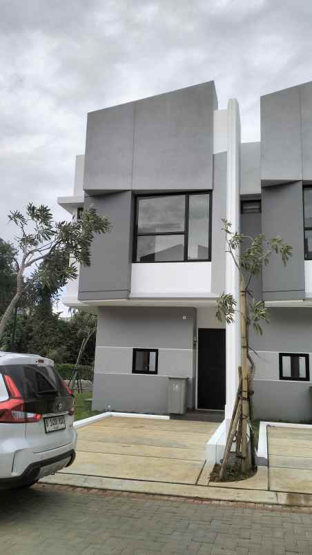 disewakan rumah jl raya tapos