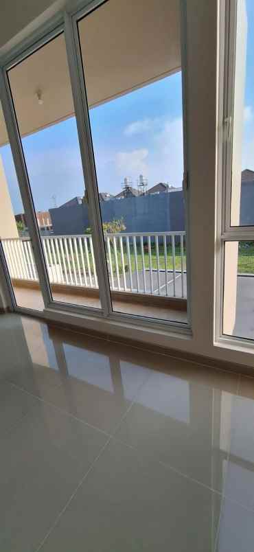 disewakan rumah puri galaxy