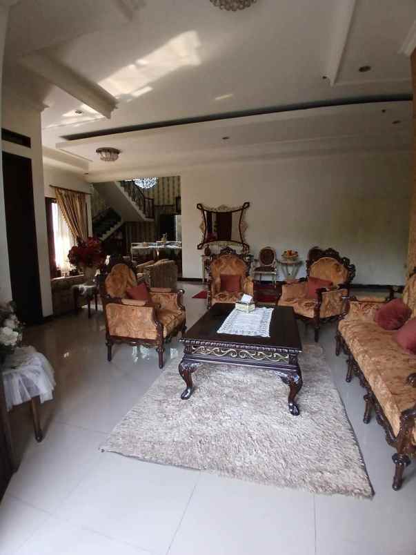 disewakan rumah sawangan sawangan baru depok