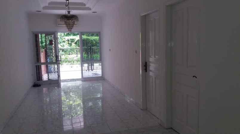 disewakan rumah taman pegangsaan