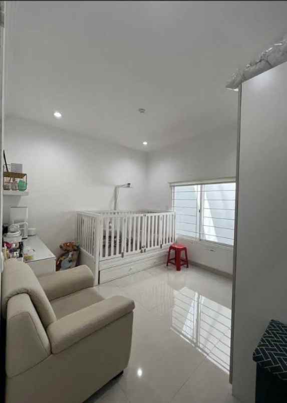 jual rumah furnished golf lake residence jak bar