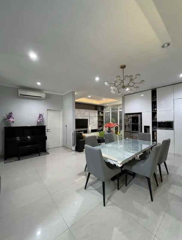 jual rumah furnished golf lake residence jak bar