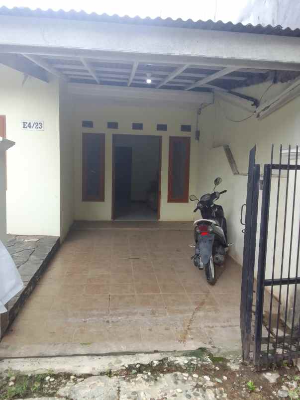 jual rumah komplek siap huni