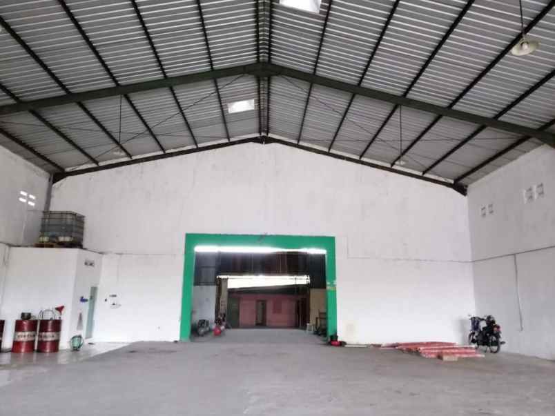 jual sewa gudang raya kepatihan gresik nol jalan raya