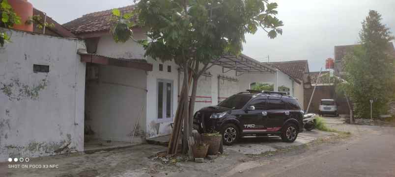 jual toko bonus rumah di colomadu dekat toll