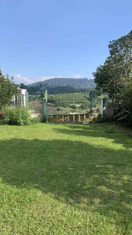 jual villa minimalis kawasan maribaya cikole lembang