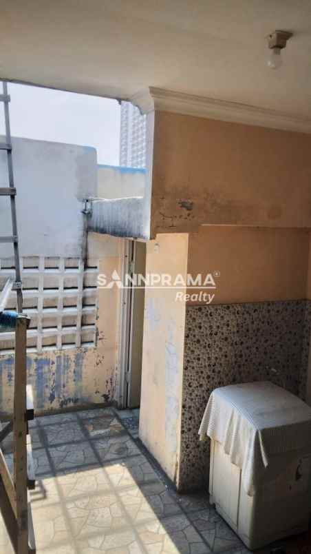 rumah 2 lantai di perumnas depok timur baktijaya depok