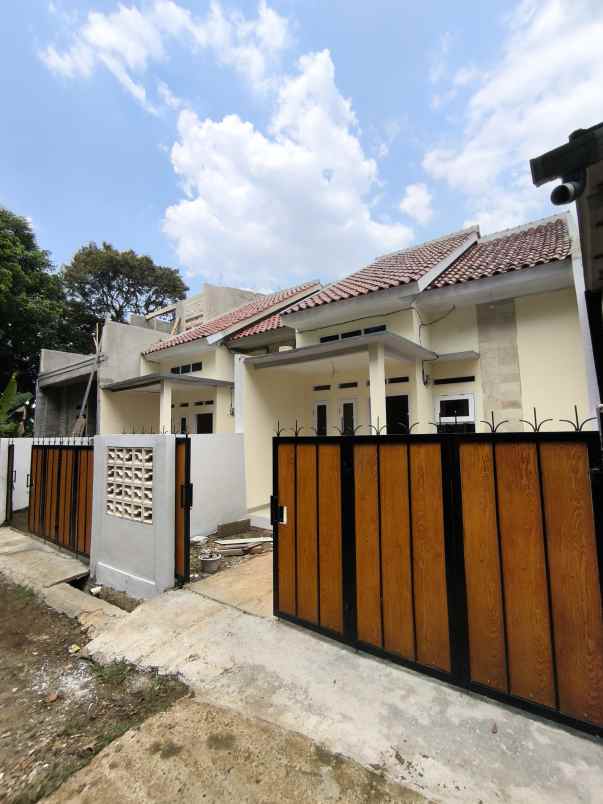 rumah 3 kamar tidur ready siap huni akses mudah