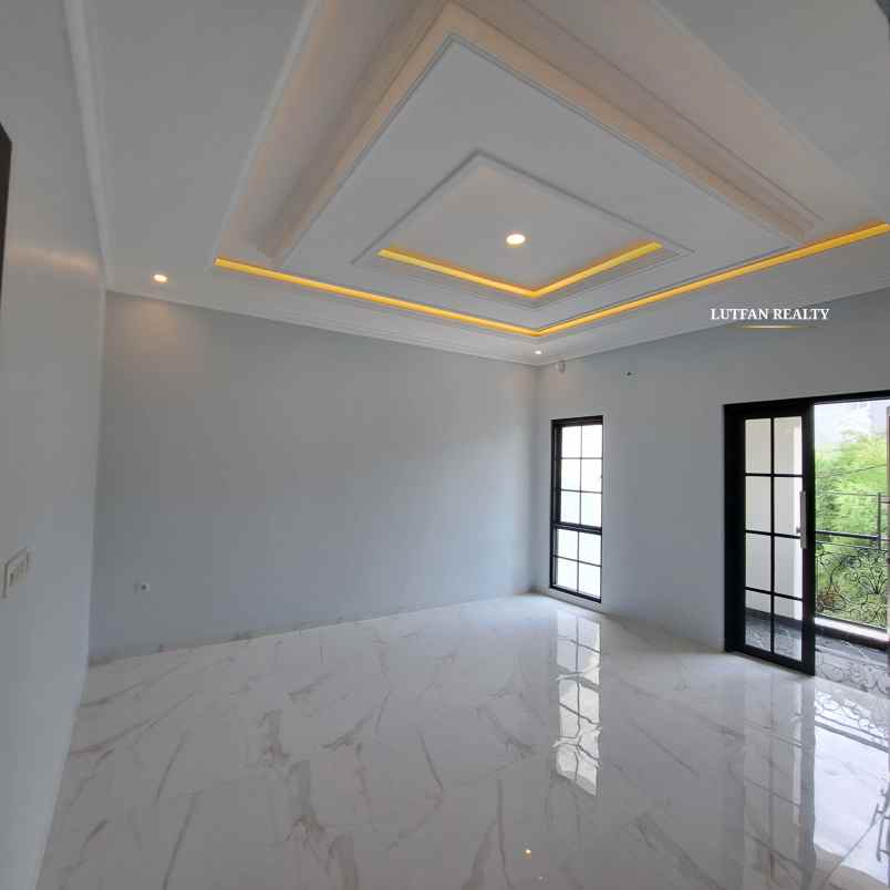 rumah american non cluster dekat tol andara