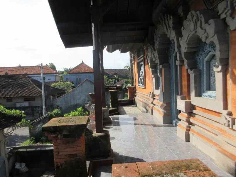 rumah bagus di jalan gandapura kota denpasar bali