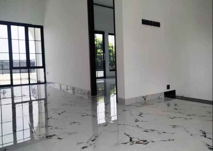 rumah baru 3 lantai swimming pool di sentul city