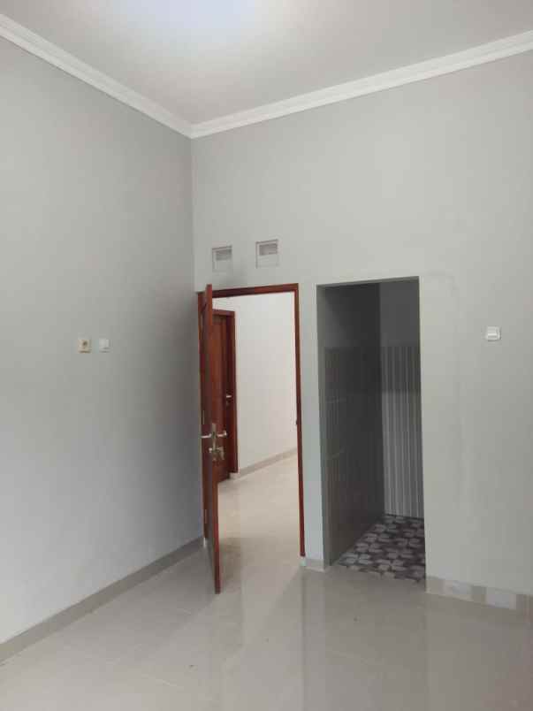 rumah baru dekat jl palagan km 11 dekat obelix village