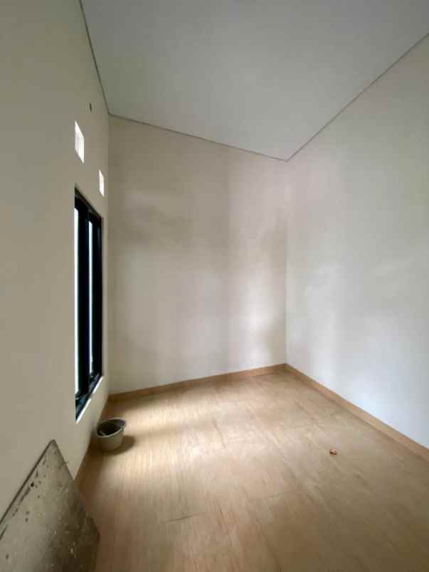 rumah baru dekat jl palagan km 11 dekat obelix village