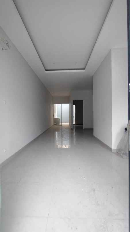 rumah baru gress 2 lantai lebak arum surabaya