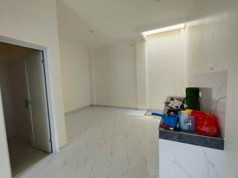 rumah baru strategis di perumnas beji depok