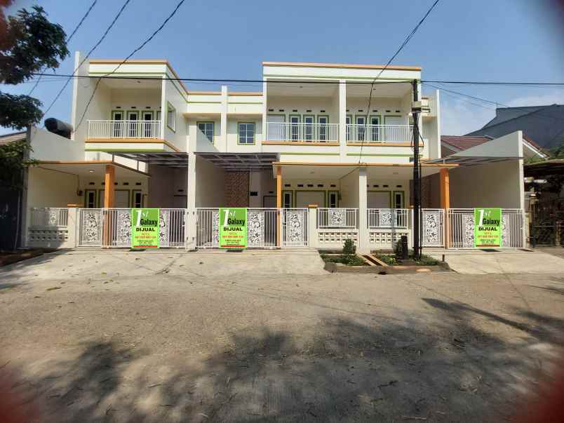 rumah bekasi di duta harapan kode fa 009