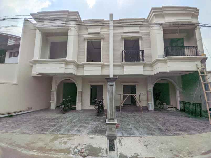 rumah cantik 900 juta an di cilodong depok