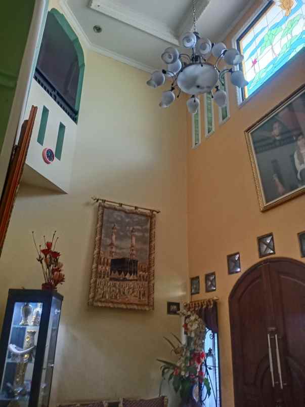 rumah cantik ciracas jaktim