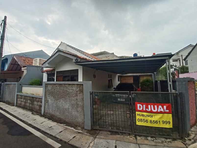rumah daerah bintaro hook di perumahan