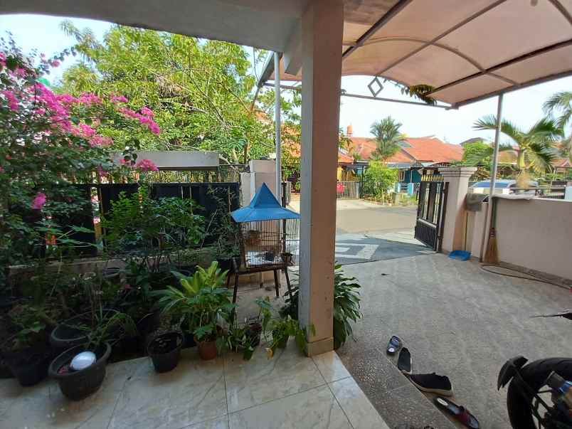 rumah dalam cluster taman