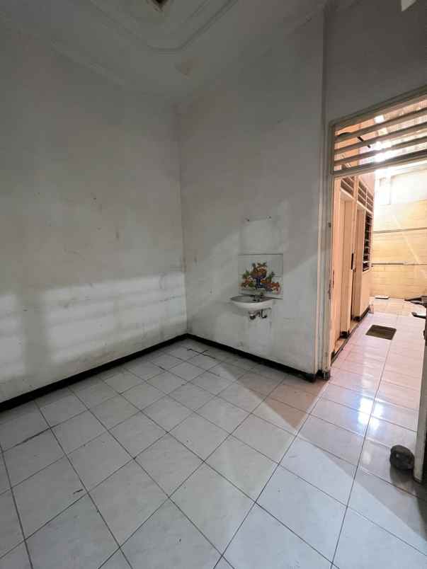 rumah darmo harapan utara 1 lantai