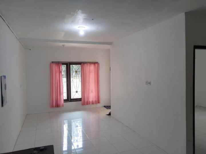 rumah darmo indah timur bangunan terawat dan siap huni