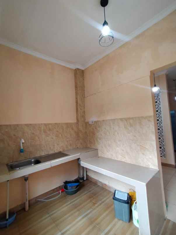 rumah di cinangka depok