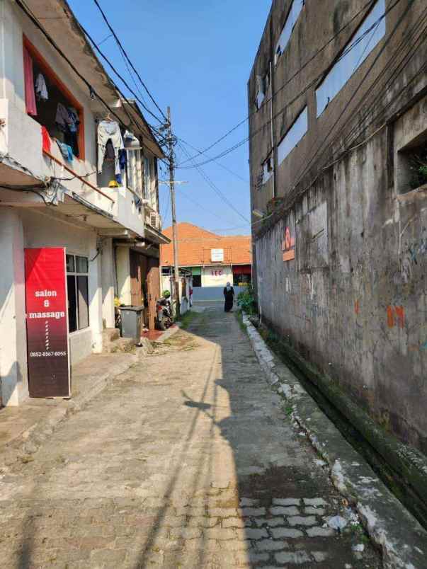 rumah dibawah njop 30 meter ke terminal kampung melayu