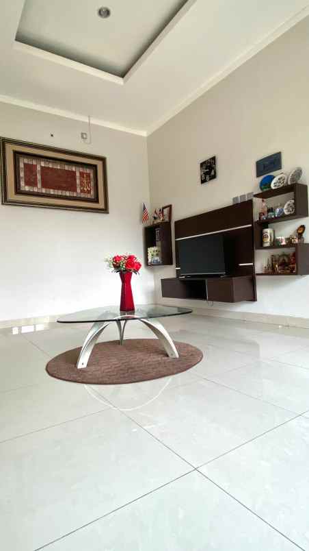 rumah dijual di bintaro kebayoran essence