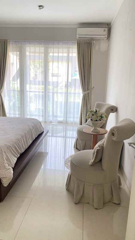 rumah dijual di bintaro kebayoran essence