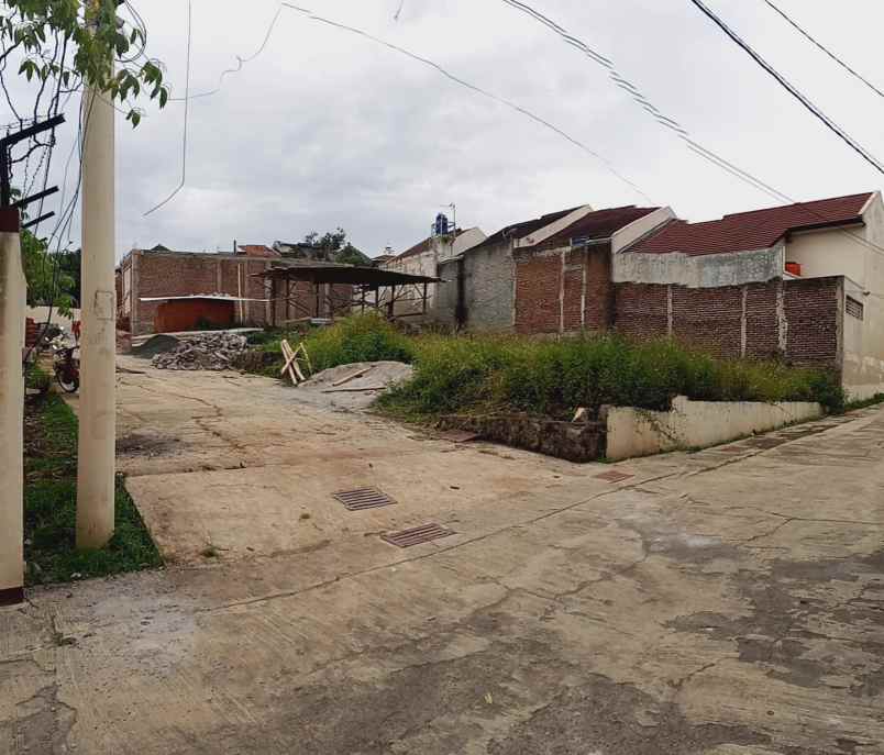 rumah dijual di cileunyi didalam komplek haruman