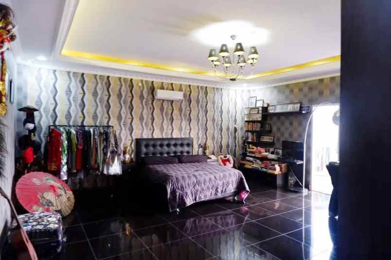 rumah dijual di depok dekat trans studio mall cibubur