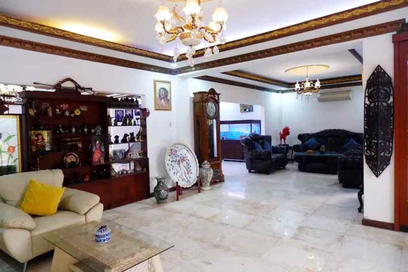 rumah dijual di depok dekat trans studio mall cibubur