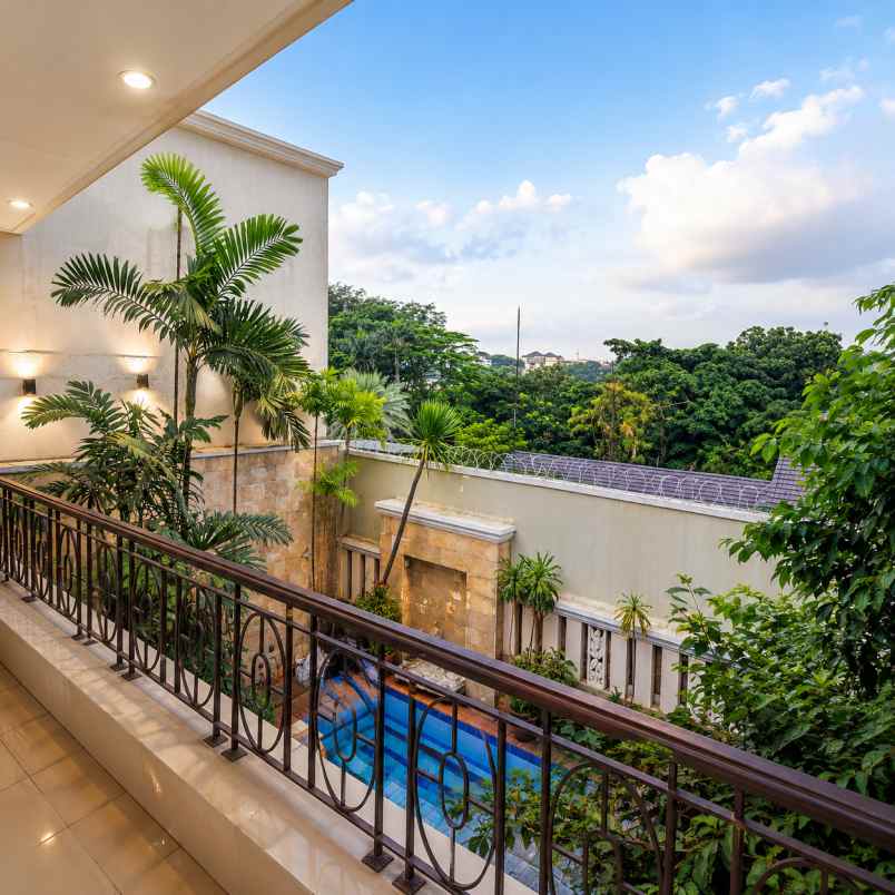 rumah disewakan di pondok indah