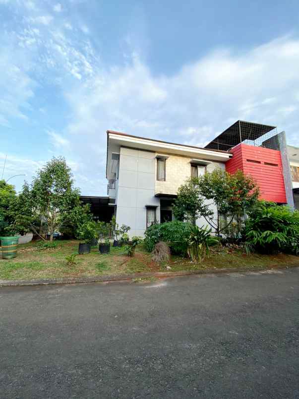 rumah hook cantik di delatinos bsd city tangsel