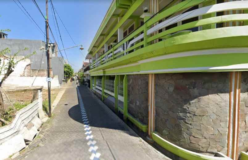 rumah hook dengan rooftop di pepelegi indah sidoarjo