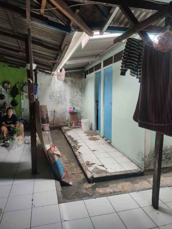 rumah hook hitung tanah saja di duta bandara permai