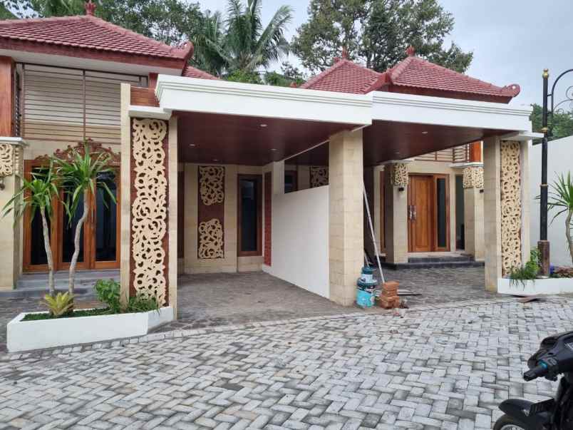 rumah ideal dekat akmil magelang cantik dan siap huni