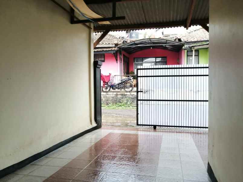 rumah jl mekarwangi ters