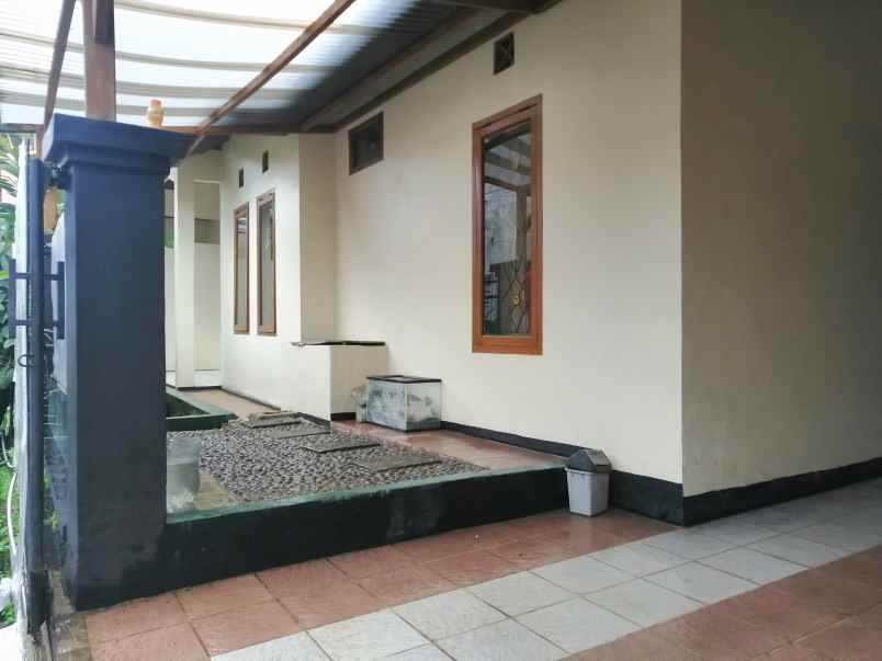 rumah jl mekarwangi ters