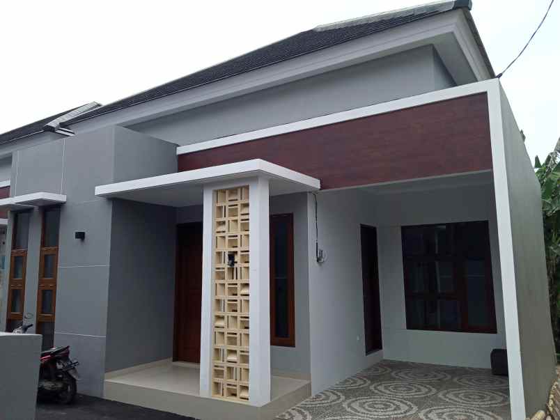 rumah jl samudra jaya grogol