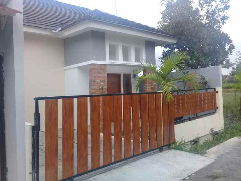 rumah jln kaliurang km 10