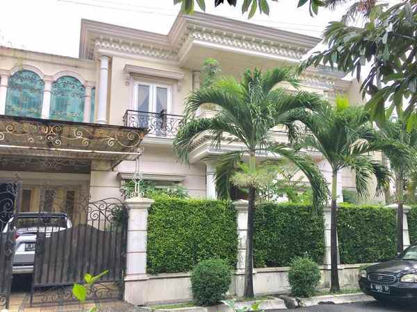 rumah kokoh siap huni pondok indah jakarta selatan