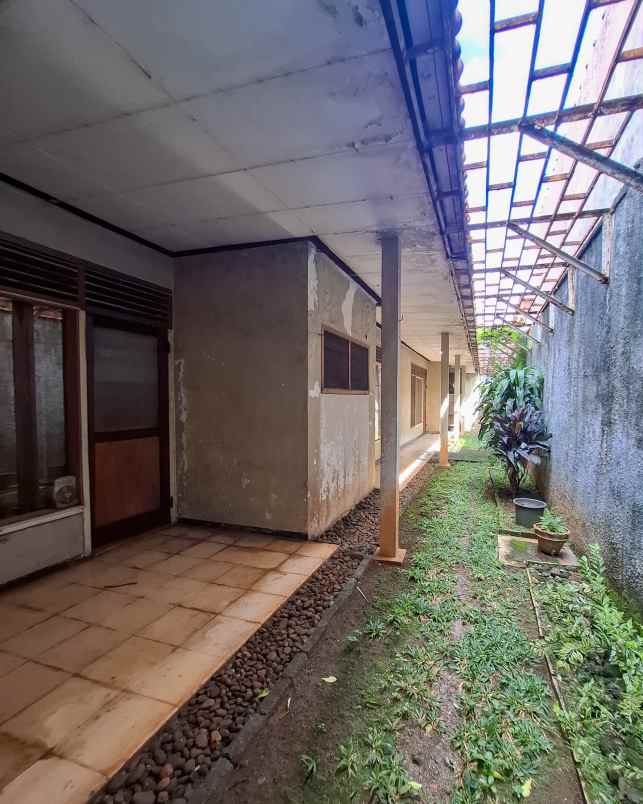 rumah lama hitung tanah kotak di pondok pinang jaksel